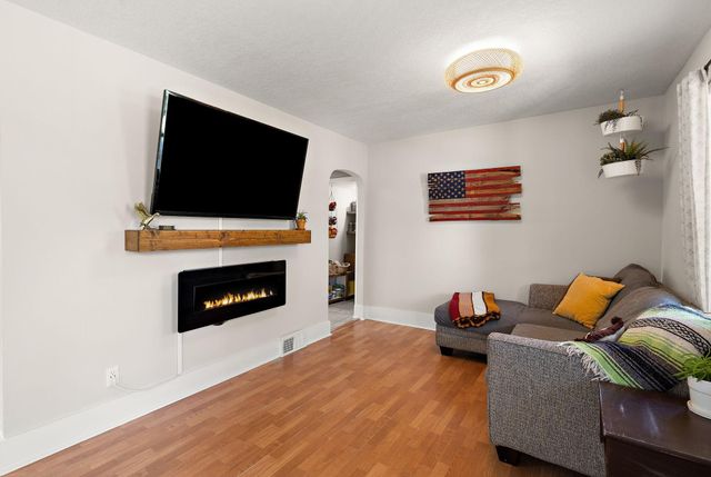 118 Fremont Street E, Northfield, MN 55057