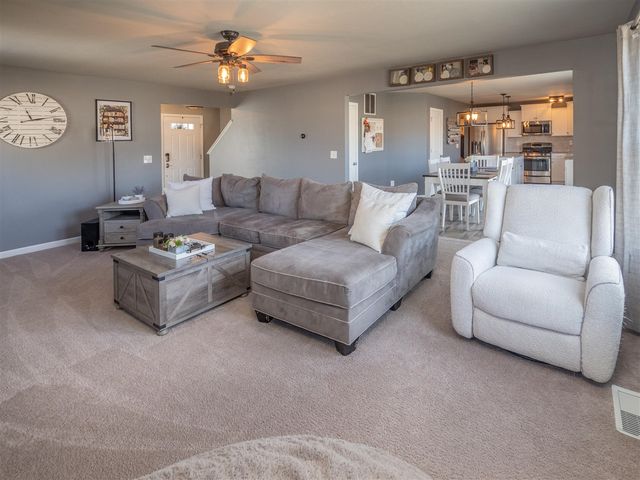 58800 Silvergrass Drive, Mattawan, MI 49071