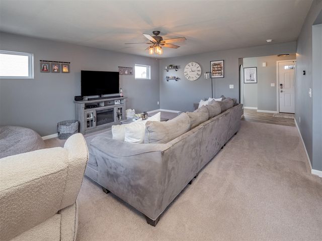 58800 Silvergrass Drive, Mattawan, MI 49071