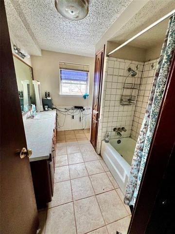 4004 Terry Way, Del City, OK 73115