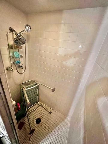 4004 Terry Way, Del City, OK 73115