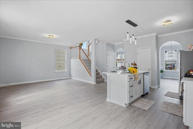 10209 WARFIELD ST, White Plains, MD 20695