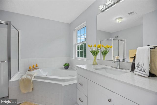 10209 WARFIELD ST, White Plains, MD 20695