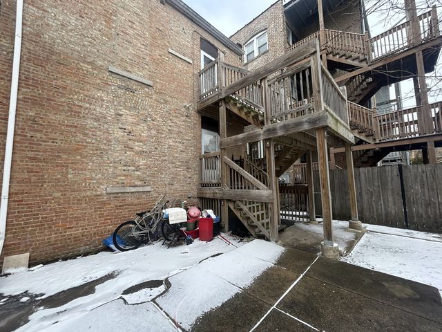 8047 S VERNON Avenue, Chicago, IL 60619