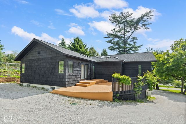 1940 N River Road, West Lafayette, IN 47906