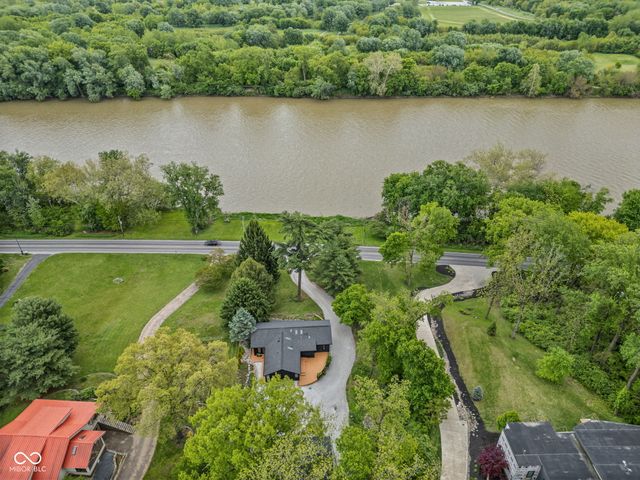 1940 N River Road, West Lafayette, IN 47906