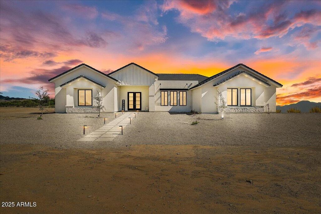 31503 N 170th Drive, Surprise, AZ 85387