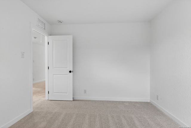 127 Peeps Ct., Adkins, TX 78101