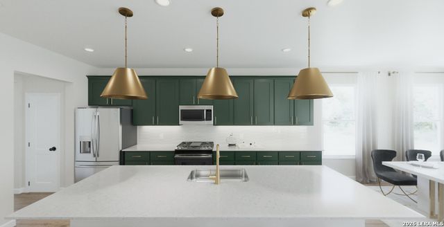 127 Peeps Ct., Adkins, TX 78101