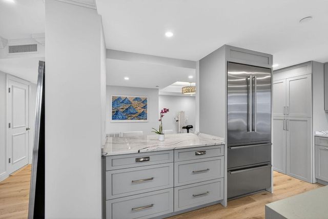 500 Ocean Drive E9c, Juno Beach, FL 33408