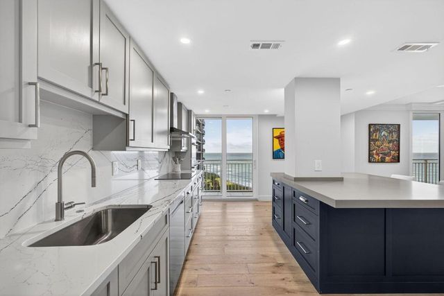 500 Ocean Drive E9c, Juno Beach, FL 33408