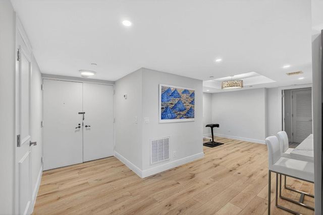 500 Ocean Drive E9c, Juno Beach, FL 33408