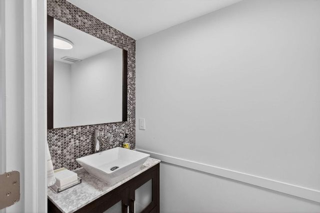 500 Ocean Drive E9c, Juno Beach, FL 33408