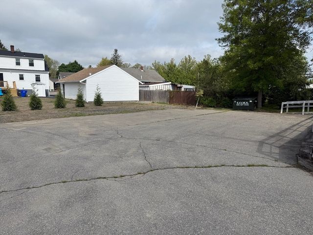 561 County St., Taunton, MA 02780