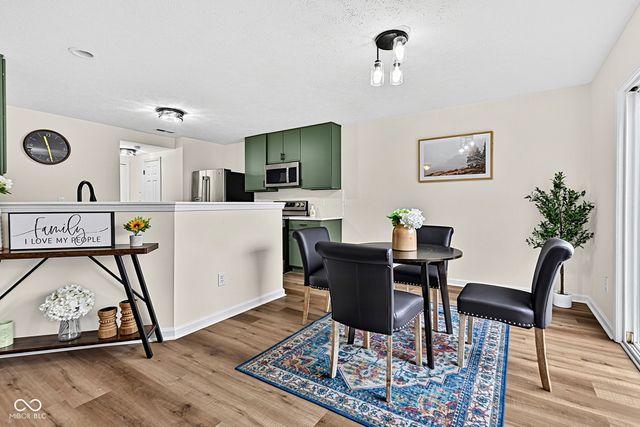 11532 Glenn Abbey Lane, Indianapolis, IN 46235