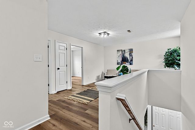 11532 Glenn Abbey Lane, Indianapolis, IN 46235