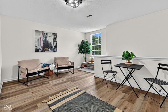 11532 Glenn Abbey Lane, Indianapolis, IN 46235