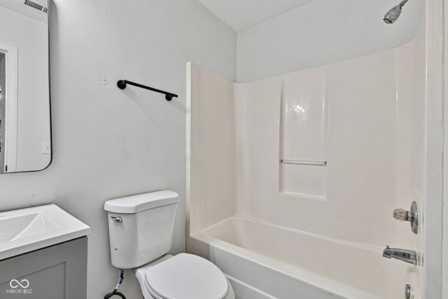 11532 Glenn Abbey Lane, Indianapolis, IN 46235