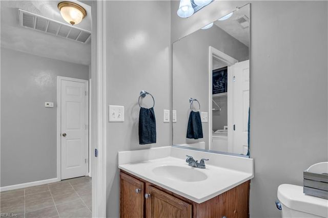 2708 Omar ST, Chesapeake, VA 23324