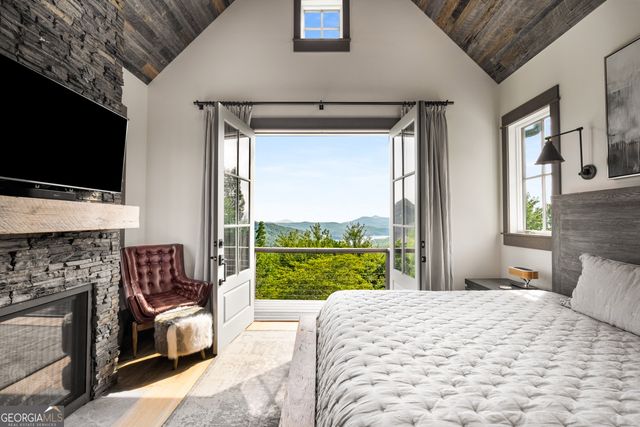 714 Sonya Road, Clayton, GA 30525