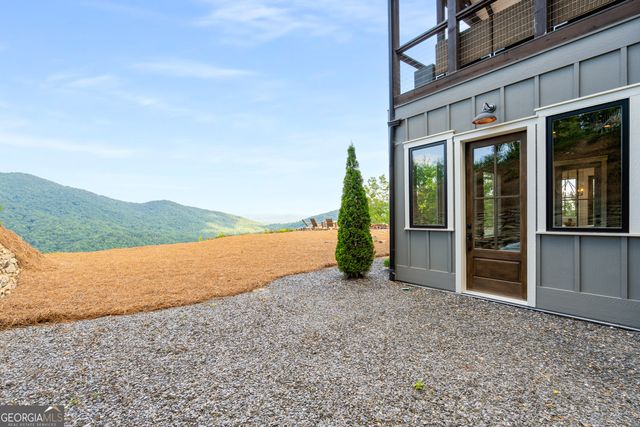 714 Sonya Road, Clayton, GA 30525