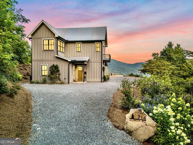 714 Sonya Road, Clayton, GA 30525