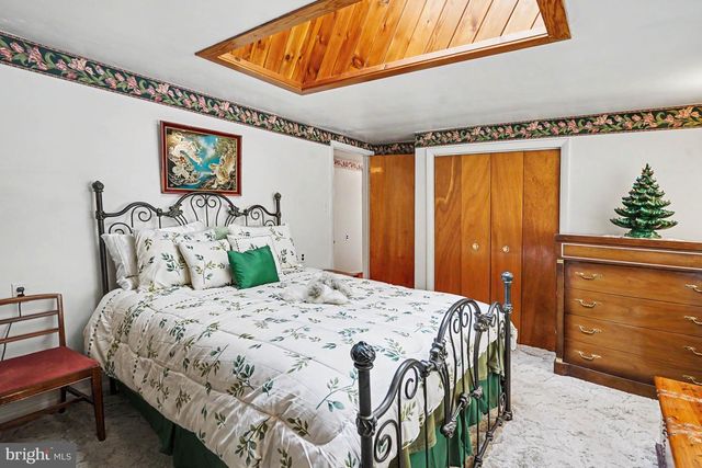 484 FRUIT FARM RD, Royersford, PA 19468