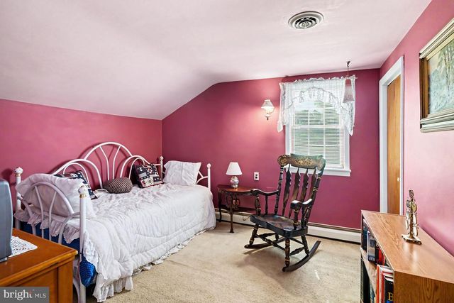 484 FRUIT FARM RD, Royersford, PA 19468