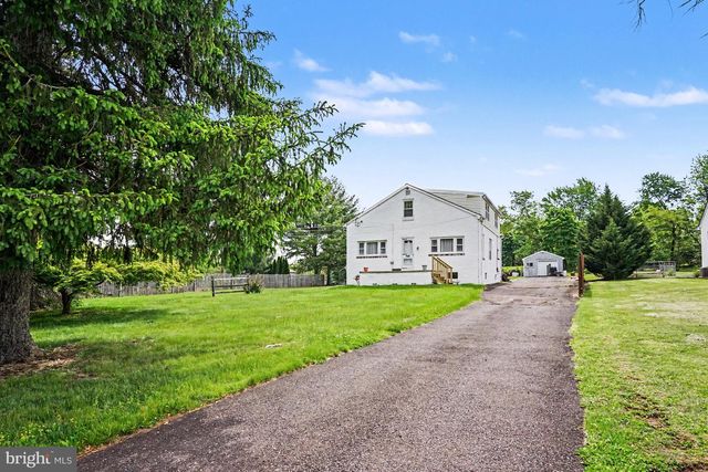 484 FRUIT FARM RD, Royersford, PA 19468