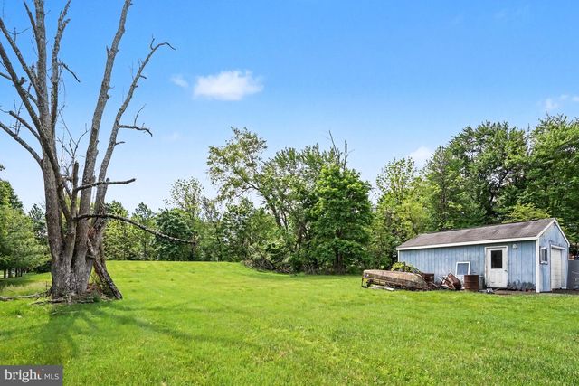 484 FRUIT FARM RD, Royersford, PA 19468