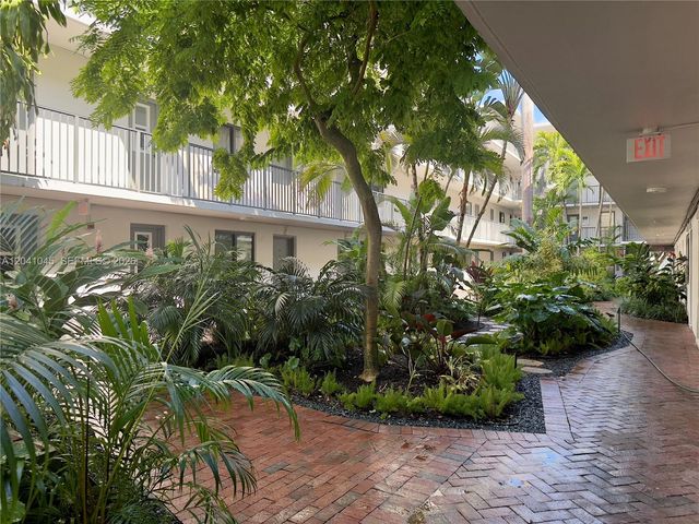 3242 Mary Street S115, Miami, FL 33133