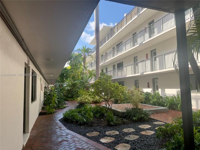 3242 Mary Street S115, Miami, FL 33133
