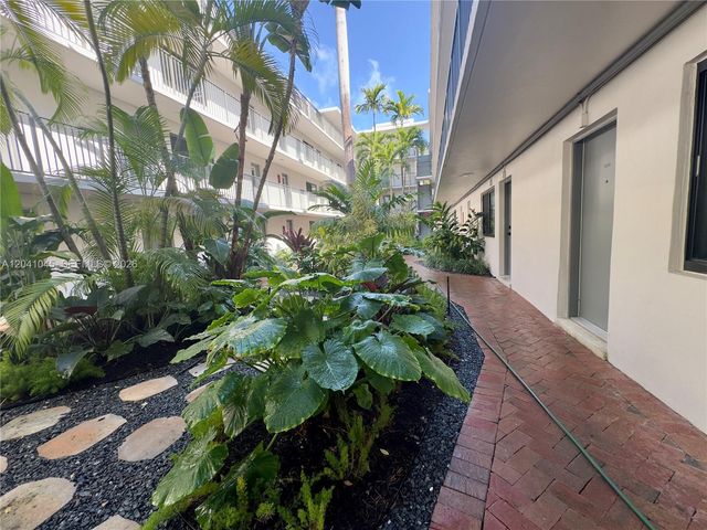 3242 Mary Street S115, Miami, FL 33133