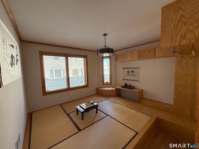 40 Hawley Avenue, Milford, CT 06460