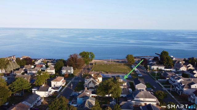 40 Hawley Avenue, Milford, CT 06460