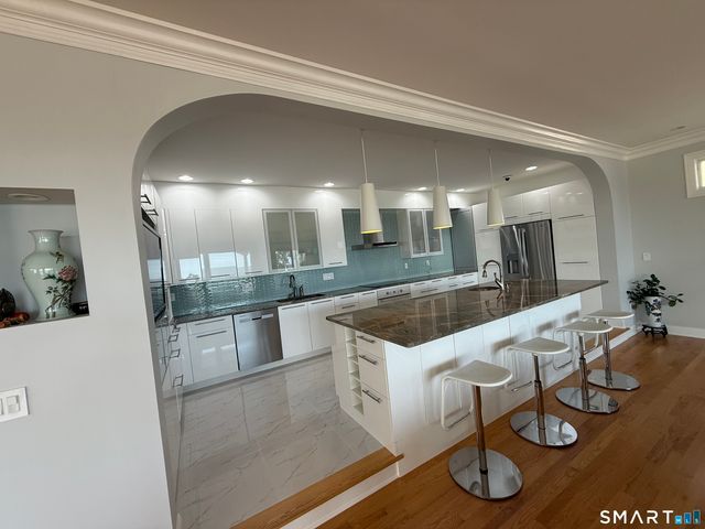 40 Hawley Avenue, Milford, CT 06460