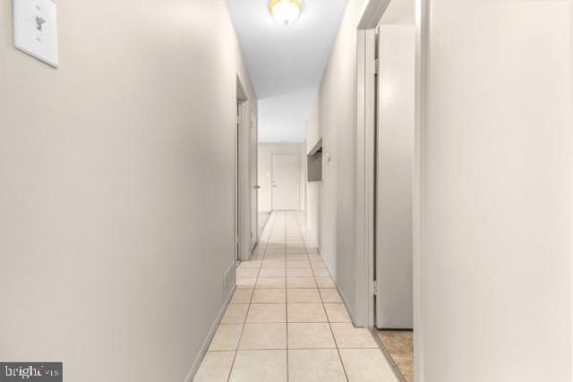 1602 WOODHOLLOW DR, Marlton, NJ 08053