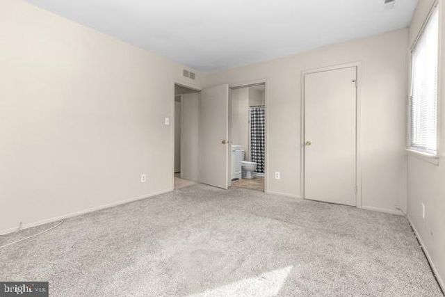 1602 WOODHOLLOW DR, Marlton, NJ 08053