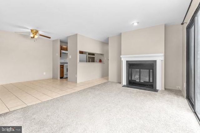 1602 WOODHOLLOW DR, Marlton, NJ 08053