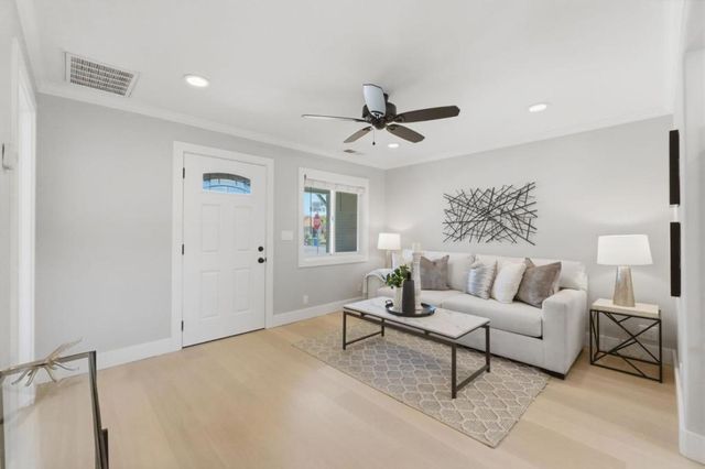 207 E Rincon Avenue, Campbell, CA 95008