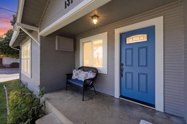 207 E Rincon Avenue, Campbell, CA 95008