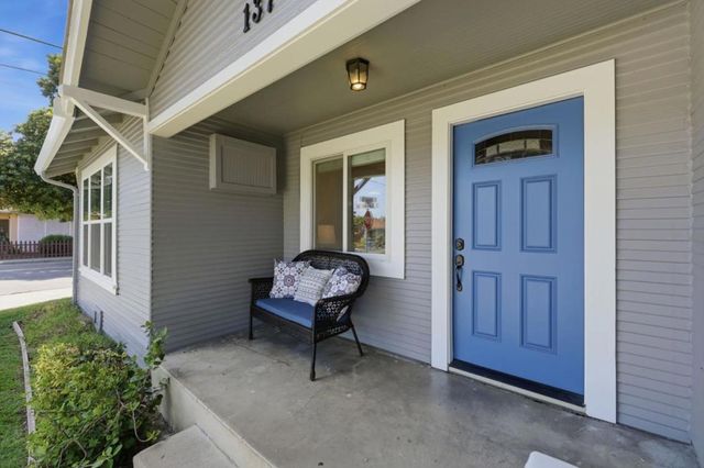 207 E Rincon Avenue, Campbell, CA 95008