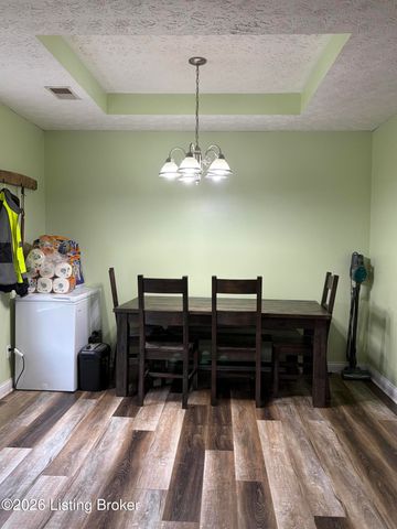 108 Pecan Dr, Bardstown, KY 40004