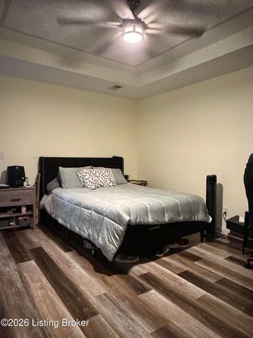 108 Pecan Dr, Bardstown, KY 40004