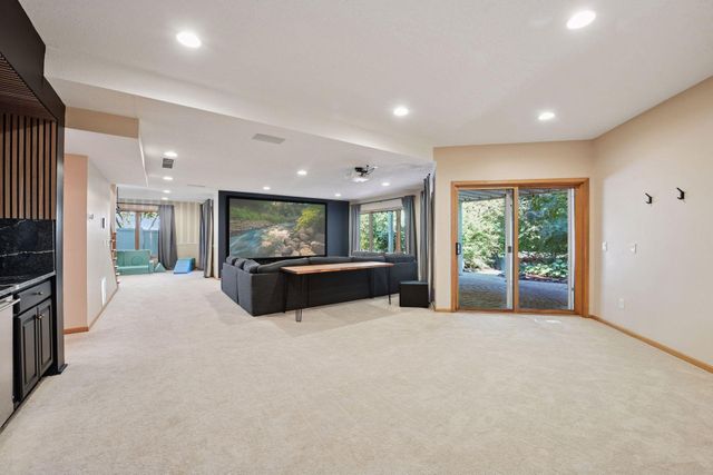 14709 White Oak Drive, Burnsville, MN 55337