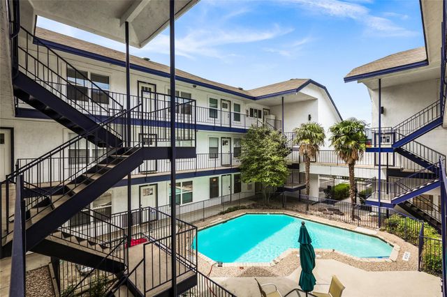 923 E 41st ST 201, Austin, TX 78751