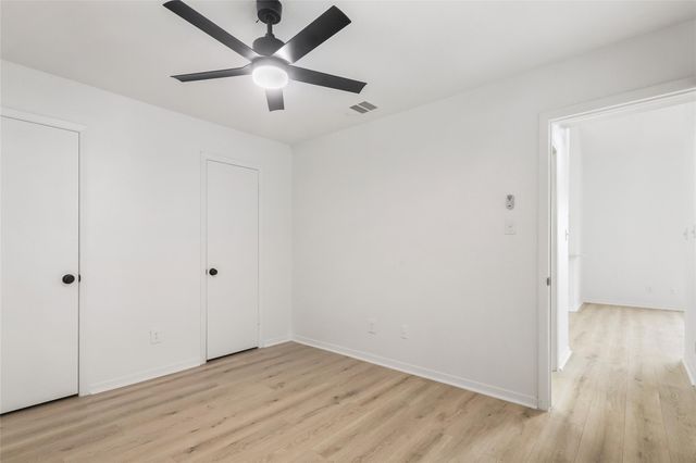 923 E 41st ST 201, Austin, TX 78751