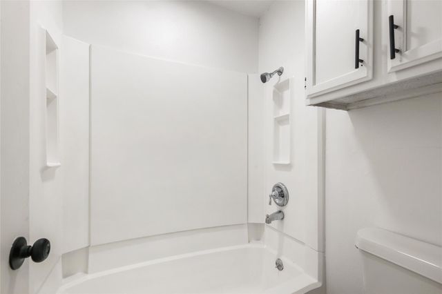 923 E 41st ST 201, Austin, TX 78751