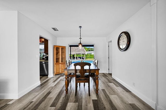 9921 NW 38th St, Coral Springs, FL 33065