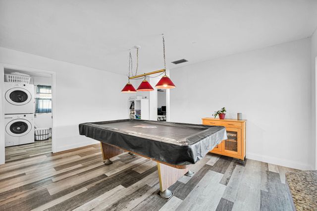 9921 NW 38th St, Coral Springs, FL 33065